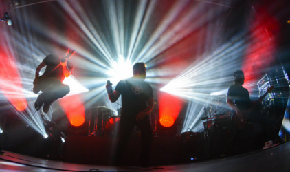 strobe lights and band